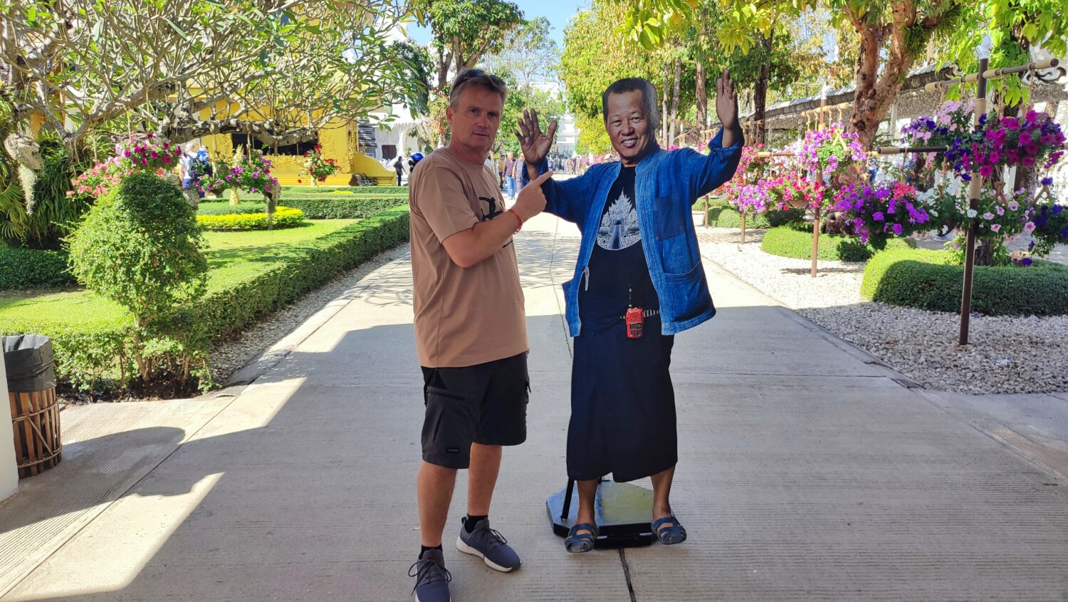 Farang meets Chalermchai Kositpipat