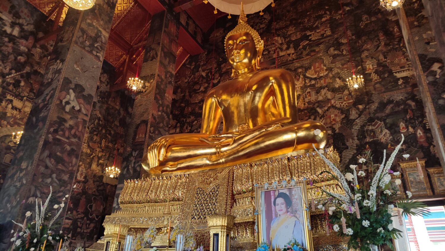 700 Jahre alte Buddha-Statue aus Bronze