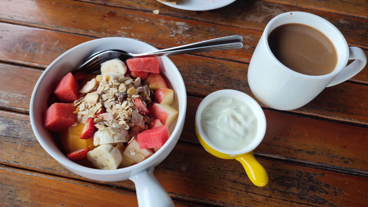 Früchte-Müsli Frühstück